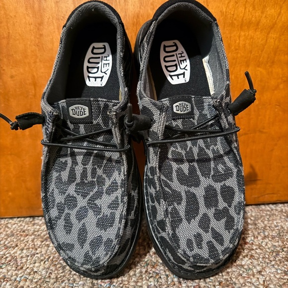 Hey Dude Shoes - Hey Dude Leopard Print Wally Slip-On Shoes - Black & Gray
